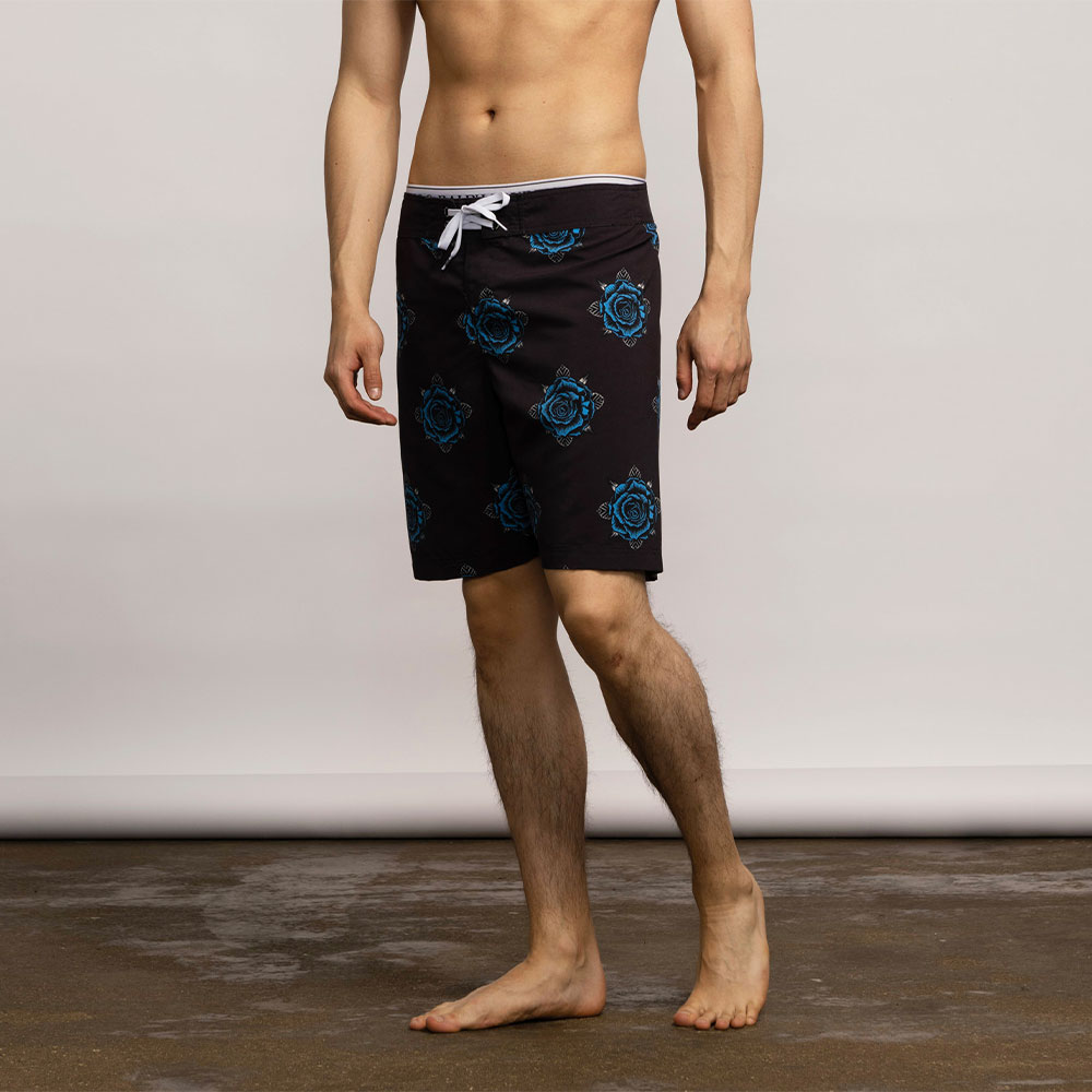 Santa Cruz Dressen Rose Boardshorts Black