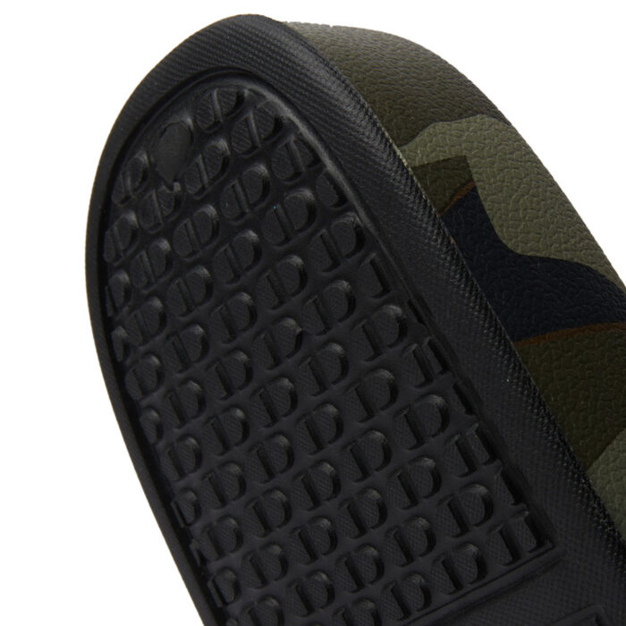 DC Slides SE White Black Camo