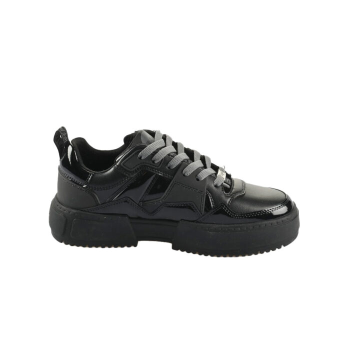 Buffalo RSE V2 Charmed Sneaker Black