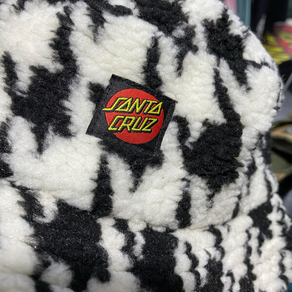Santa Cruz Classic Dot Sherpa Bucket Hat Black White