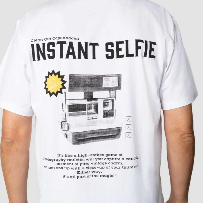 Clean Cut Selfie T-Shirt White - Image 2