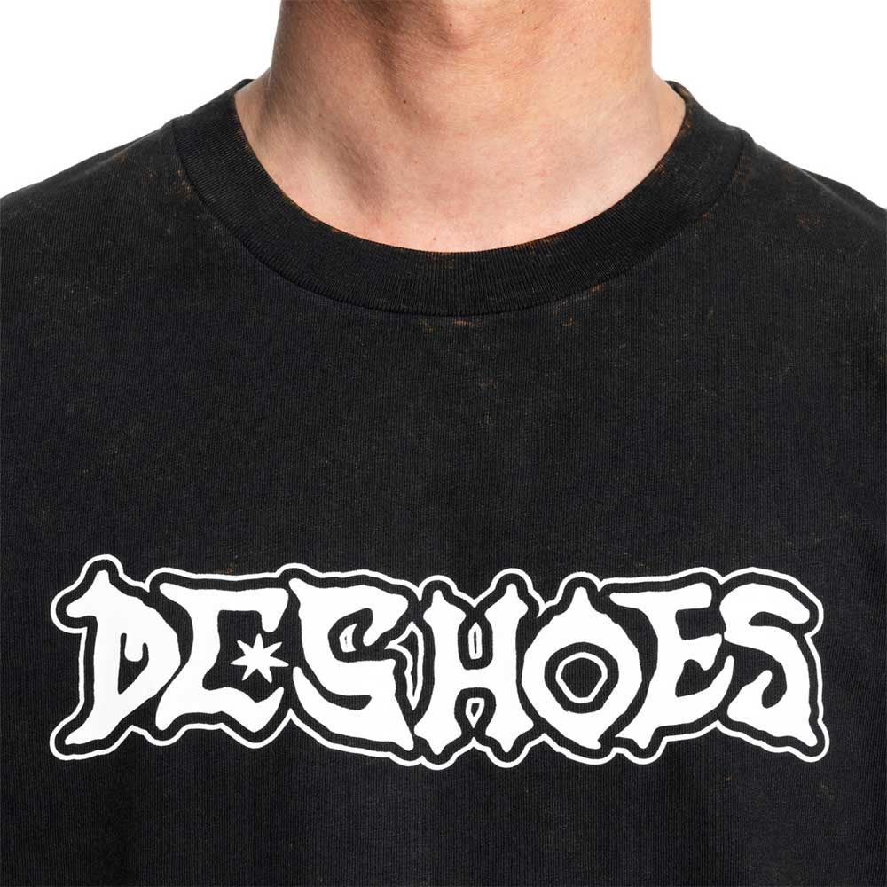 Λεπτομέρεια στάμπας στην DC Diehard κοντομάνικη μπλούζα