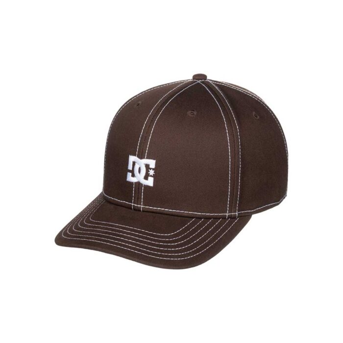 Καπέλο DC Star Snapback σε απόχρωση Coffee Bean με λευκό κεντημένο λογότυπο DC στο μπροστινό μέρος και ρυθμιζόμενο κλείσιμο στο πίσω μέρος