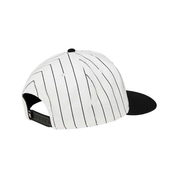 Καπέλο DC Dugout Snapback λευκό με μαύρες ρίγες, κεντημένο λογότυπο DC μπροστά, στυλ μπέιζμπολ, unisex, από τη συλλογή Sport Capsule.