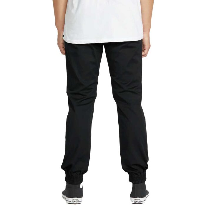 Ανδρικό παντελόνι Volcom Frickin Slim Jogger σε khaki χρώμα, με slim tapered γραμμή και ελαστικό τελείωμα στα μπατζάκια.