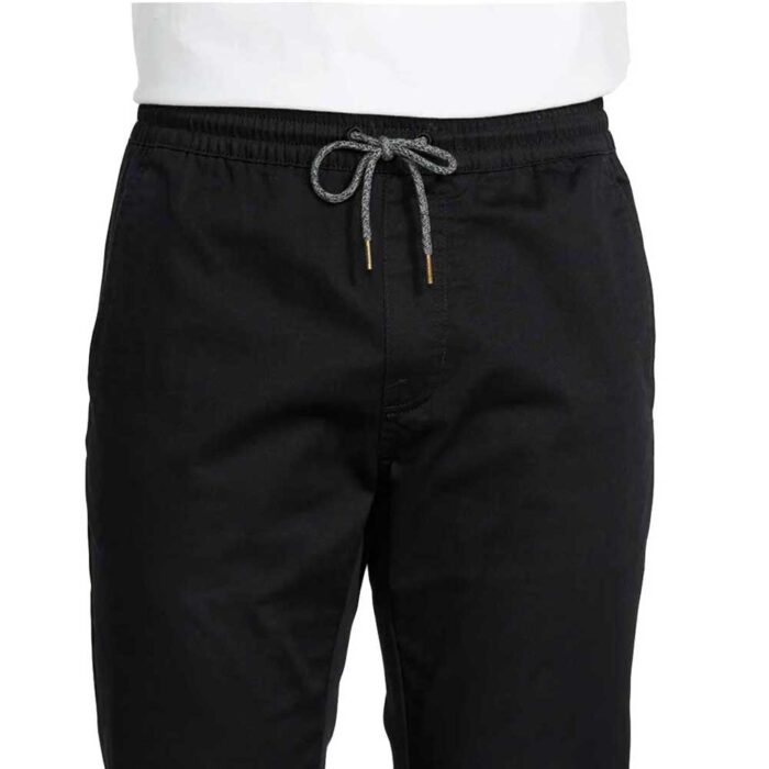 Ανδρικό παντελόνι Volcom Frickin Slim Jogger σε khaki χρώμα, με slim tapered γραμμή και ελαστικό τελείωμα στα μπατζάκια.