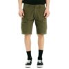 Ανδρική βερμούδα Emerson Cargo Relaxed σε σκούρο λαδί (Dark Olive), με χαλαρή εφαρμογή, πλαϊνές και cargo τσέπες, ιδανική για casual ή outdoor εμφανίσεις."