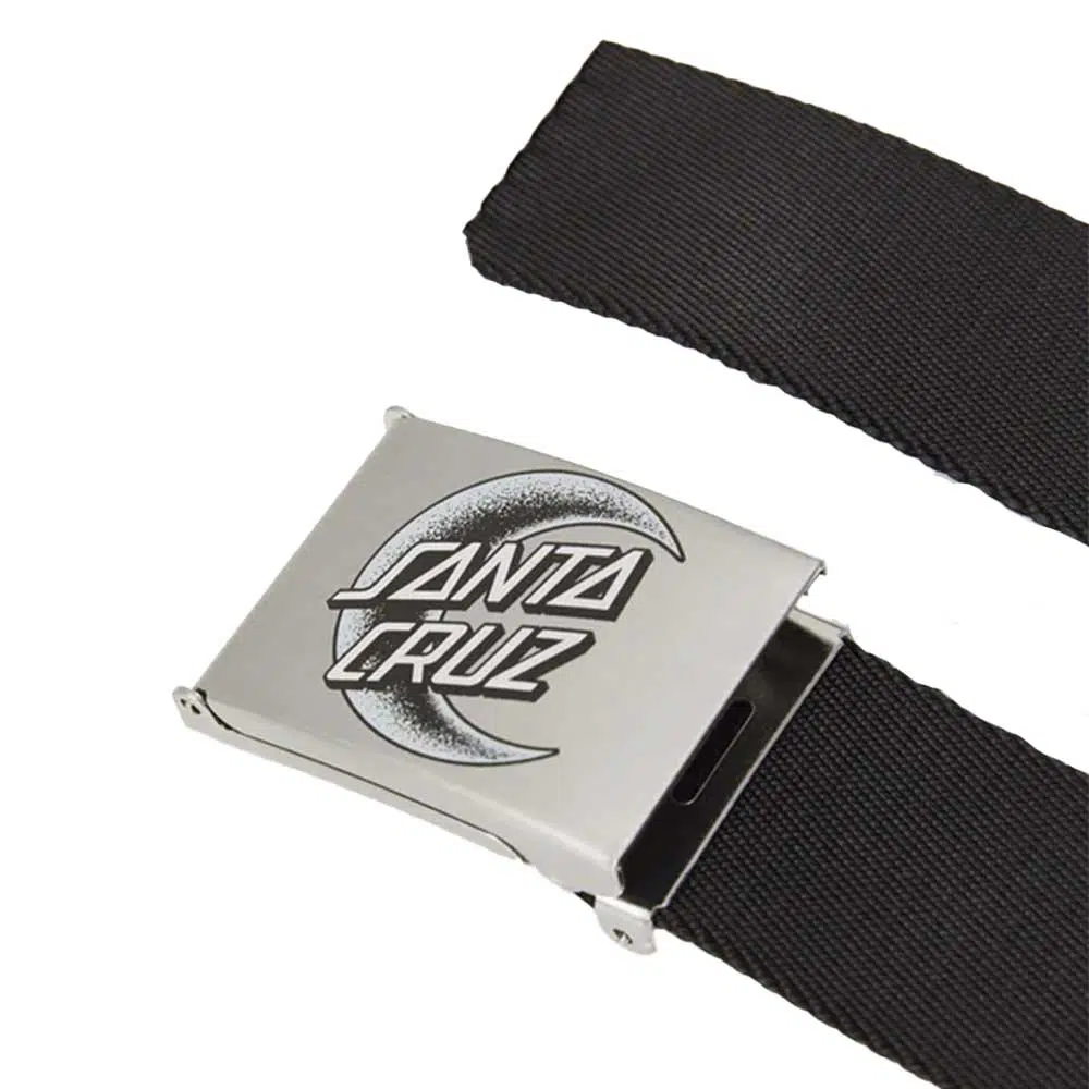 Santa Cruz Moon Dot Belt – μαύρη ζώνη με μεταλλικό buckle και τυπωμένο Moon Dot λογότυπο Santa Cruz.