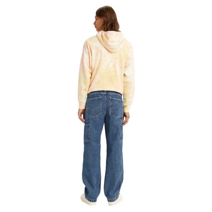 Levi’s 568 Loose Straight Carpenter Jeans σε medium wash, ανδρικό τζιν με loose fit, διπλό γόνατο και κλασικό 5-pocket στυλ.