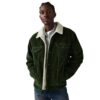 Levi’s Relaxed Fit Trucker Jacket Green με corduroy εξωτερικό, sherpa επένδυση και relaxed fit.