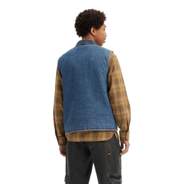 Levi’s Sansome Vest denim γιλέκο σε vintage indigo medium wash, relaxed fit με φερμουάρ και δύο μεγάλες τσέπες.