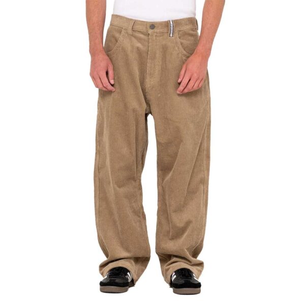 Rusty Flip Daddy Baggy Cord Pant Khaki με baggy εφαρμογή και κέντημα στην πίσω τσέπη.
