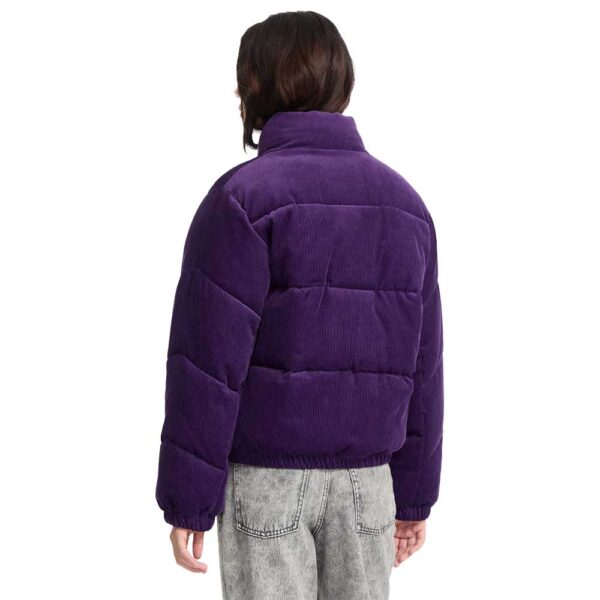 volcom cord n stone puff jacket acai γυναικείο corduroy μπουφάν σε βαθύ μωβ, με ψηλό λαιμό, ανακυκλωμένο γέμισμα και κέντημα volcom stone