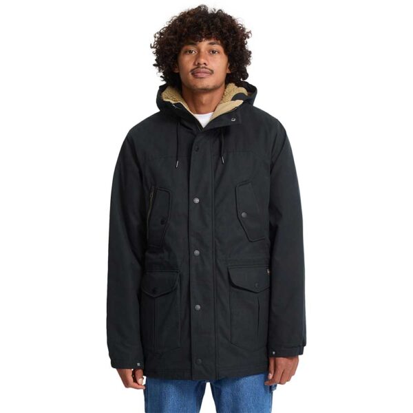 volcom starget 5k parka jacket black ανδρικό parka με κουκούλα, sherpa επένδυση, αντοχή στο νερό 5000mm, το μοντέλο 185cm φοράει L