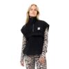 Γυναικείο Eivy Ball Fleece Vest Black με ψηλό γιακά, φερμουάρ και fleece ύφασμα.