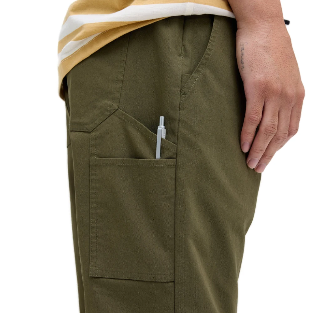Stance Compound Pant Olive, regular fit, straight leg, με FreshTek™ τεχνολογία, ελαστική μέση και drawcord για άνετη καθημερινή χρήση