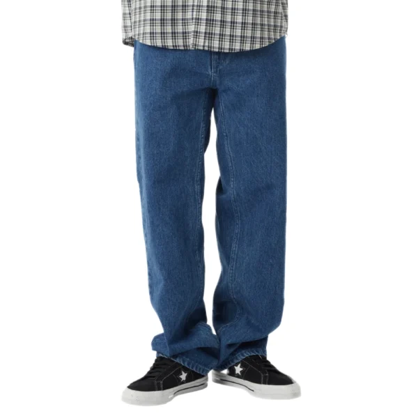 Unisex HUF denim παντελόνι σε stone wash indigo, straight-fit γραμμή με πράσινες λεπτομέρειες και δερμάτινο back patch.