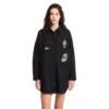 Μαύρο oversized Volcom shirt dress με embroidered λεπτομέρειες και μακριά μανίκια.