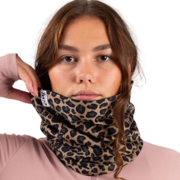 Γυναικείο περιλαίμιο Eivy Cold Neckwarmer με leopard print και επένδυση microfleece.