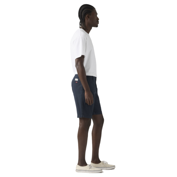 Ανδρικό navy chino σορτς Levi's XX Chino Short II, διαθέσιμο στο ns97.gr στην Καστοριά.