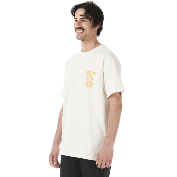 Ανδρική off-white κοντομάνικη μπλούζα Picture Organic Cookery με μουσταρδί στάμπα μακαρόνια διαθέσιμη στο ns97.gr στην καστορια.
