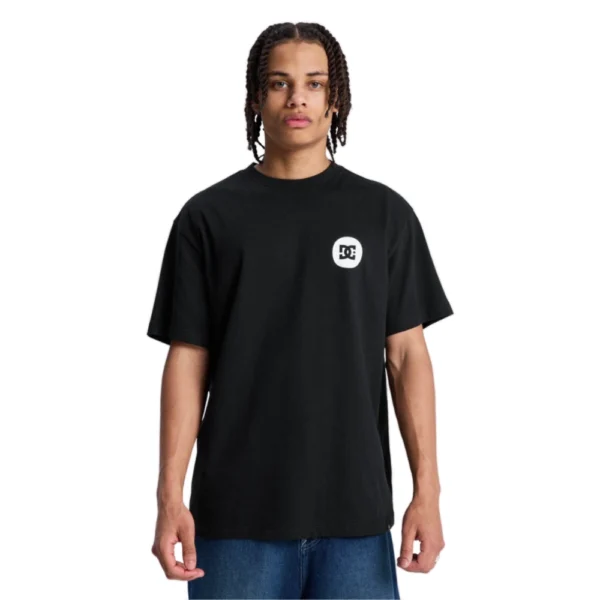 Ανδρικό μαύρο t-shirt DC Shape Or Destroy με λογότυπο στο στήθος και λευκό graphic στην πλάτη διαθέσιμο στο ns97.gr Kastoria.