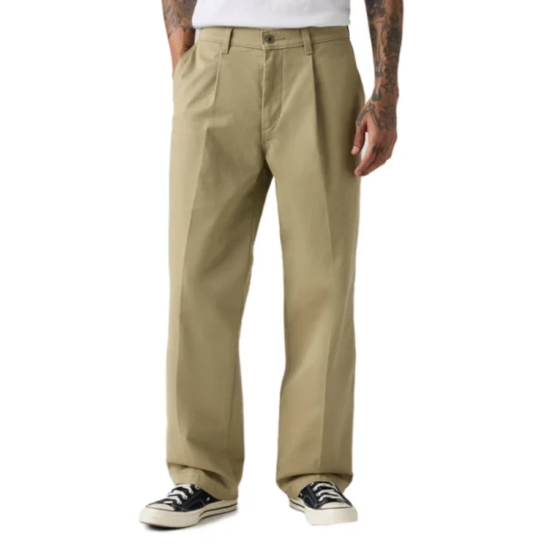Ανδρικό chino παντελόνι Levi's Loose Pleated Work Chino σε μπεζ χρώμα διαθέσιμο στο ns97.gr Kastoria.
