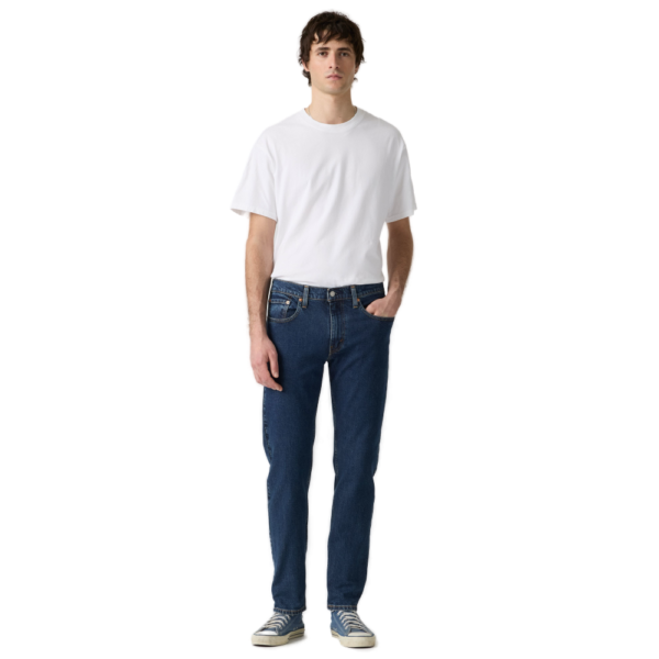 Ανδρικό τζιν παντελόνι Levi's 502 Taper σε σκούρο μπλε χρώμα διαθέσιμο στο ns97.gr Kastoria.