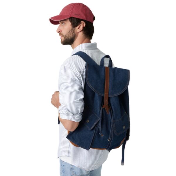 Τζιν σακίδιο πλάτης Levi's Heritage Rucksack σε σκούρο μπλε χρώμα διαθέσιμο στο ns97.gr Kastoria.