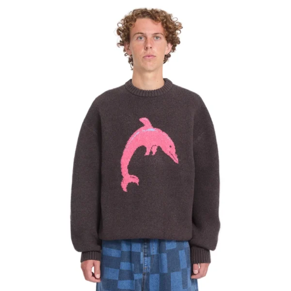 Ανδρικό πλεκτό πουλόβερ Volcom Ozzy Dolphin σε σκούρο καφέ χρώμα με ροζ σχέδιο διαθέσιμο στο ns97.gr Kastoria.