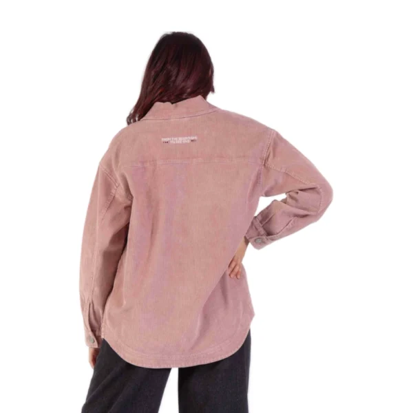Γυναικείο κοτλέ πουκάμισο Santa Cruz Scribe Strip Overshirt σε putty wash χρώμα διαθέσιμο στο ns97.gr Kastoria.