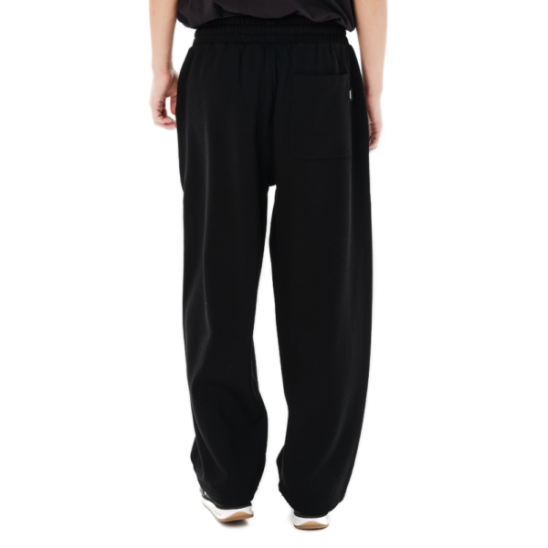 Ανδρικό παντελόνι φόρμας Emerson Baggy Sweatpants σε μαύρο χρώμα διαθέσιμο στο ns97.gr Kastoria.