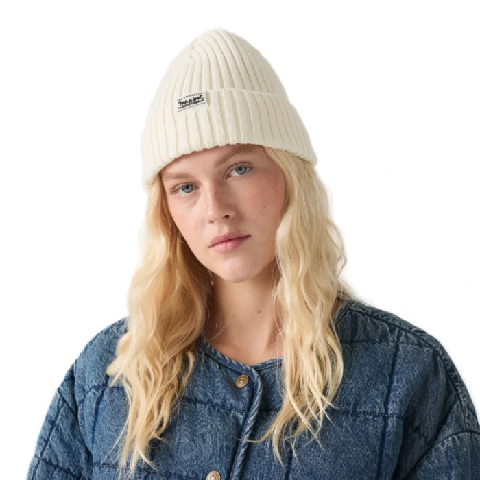 Πλεκτό σκουφάκι Levi's Sunshine Beanie σε egret white εκρού χρώμα διαθέσιμο στο ns97.gr Kastoria.