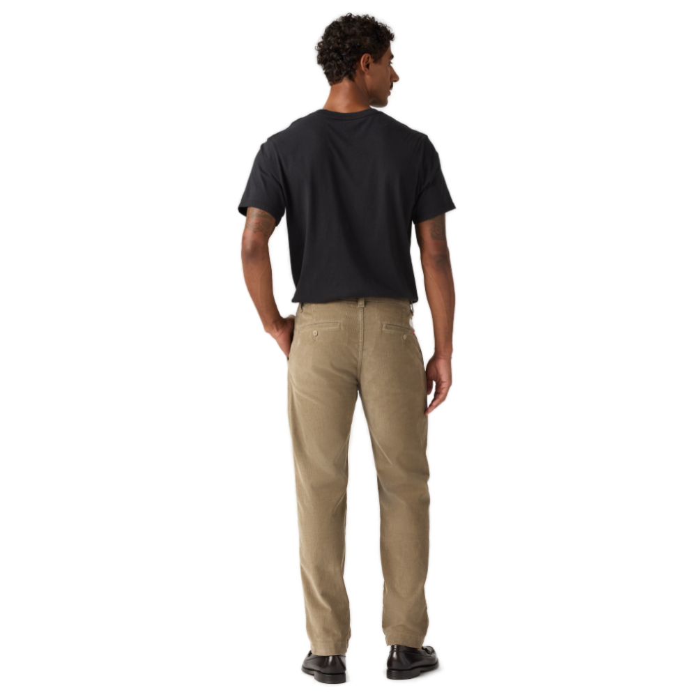 Ανδρικό κοτλέ παντελόνι Levi's XX Chino Standard Taper σε μπεζ timber wolf χρώμα διαθέσιμο στο ns97.gr Kastoria.