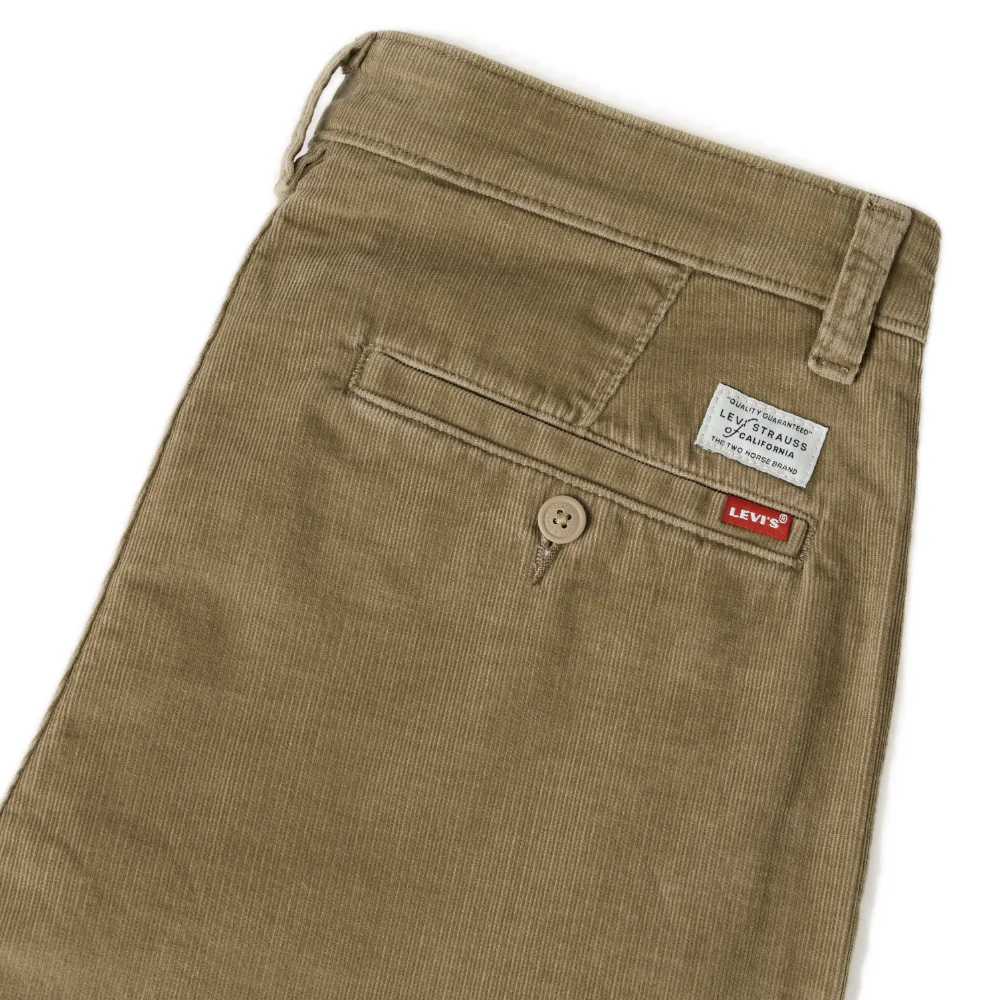Ανδρικό κοτλέ παντελόνι Levi's XX Chino Standard Taper σε μπεζ timber wolf χρώμα διαθέσιμο στο ns97.gr Kastoria.