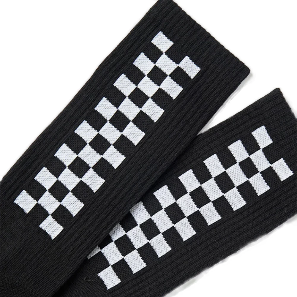 Σετ ψηλές κάλτσες Santa Cruz Finish Line 2-Pack σε μαύρο και λευκό χρώμα διαθέσιμο στο ns97.gr Kastoria.