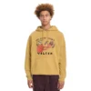 Ανδρικό φούτερ με κουκούλα Volcom Earth Speaks Hoodie σε μουσταρδί χρώμα διαθέσιμο στο ns97.gr Kastoria.