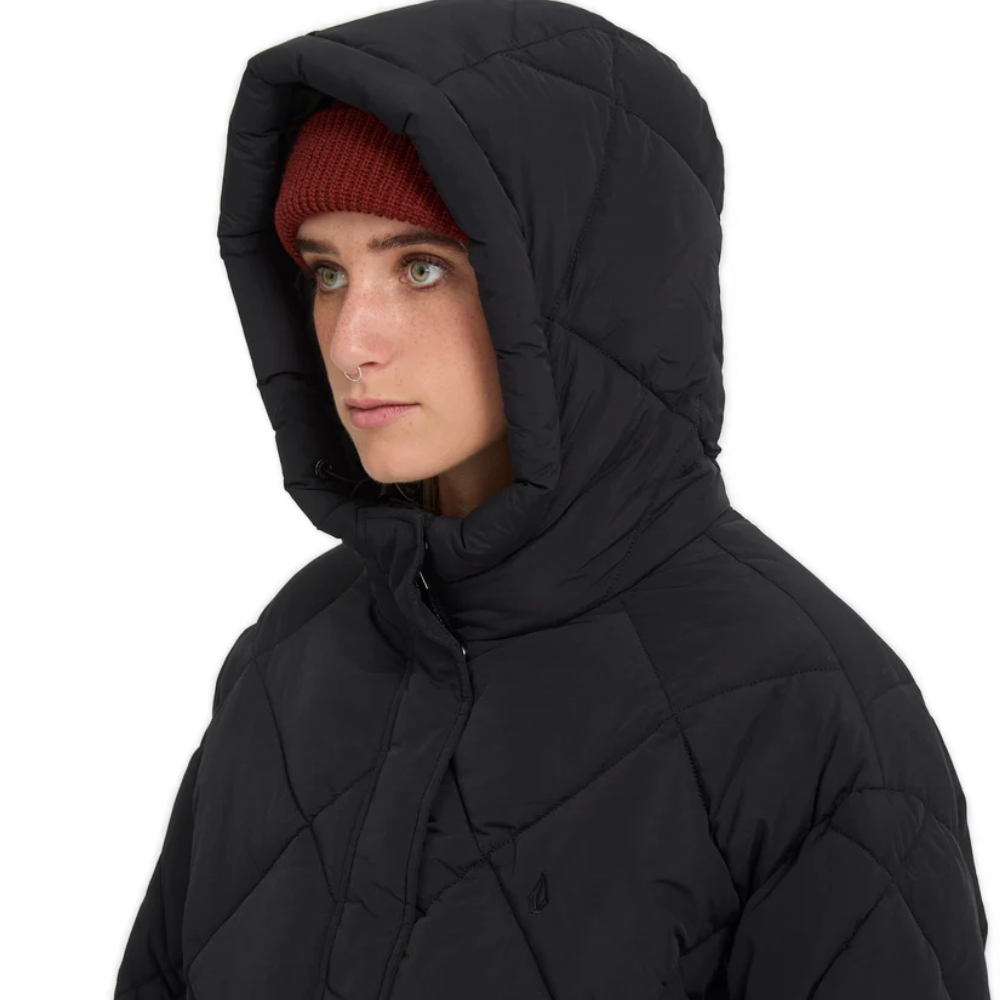 Γυναικείο κοντό μπουφάν puffer Volcom Out Of Boxy Puffer Jacket σε μαύρο χρώμα διαθέσιμο στο ns97.gr Kastoria.